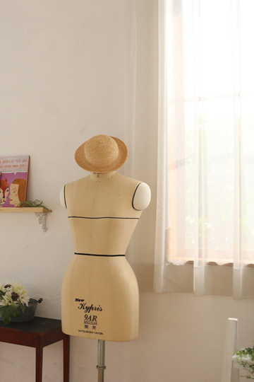 studio03.jpg