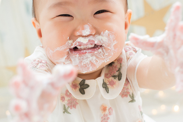 笑顔のスマッシュケーキシーン